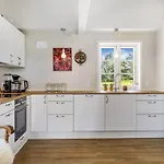 בית נופש Rahild - 10km From The Sea By Interhome *